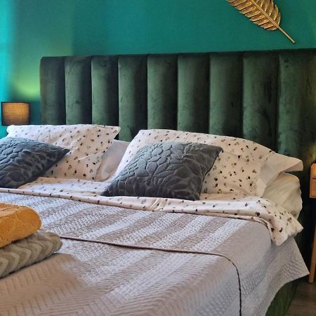 Apartment In The Smallest Town In The World Hum Exteriér fotografie