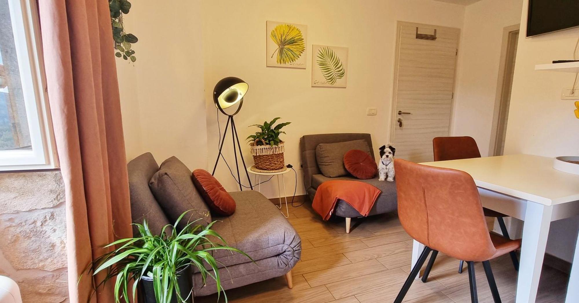 Apartment In The Smallest Town In The World Hum Exteriér fotografie